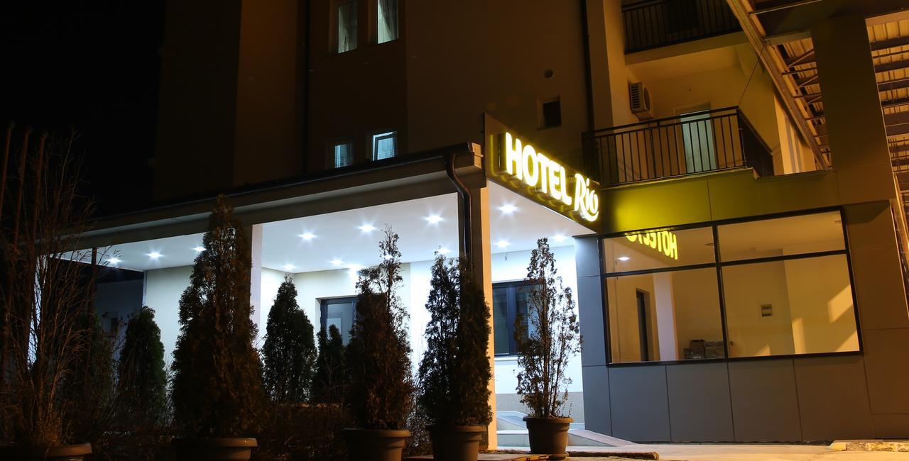 Hotel Rio 普里什蒂纳 外观 照片