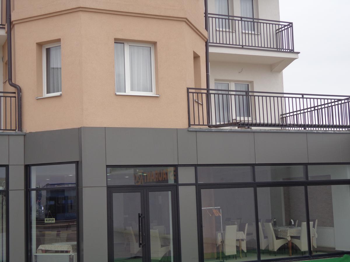 Hotel Rio 普里什蒂纳 外观 照片