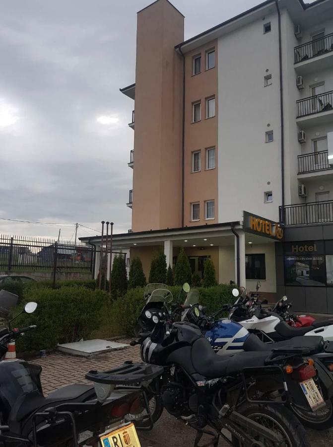 Hotel Rio 普里什蒂纳 外观 照片